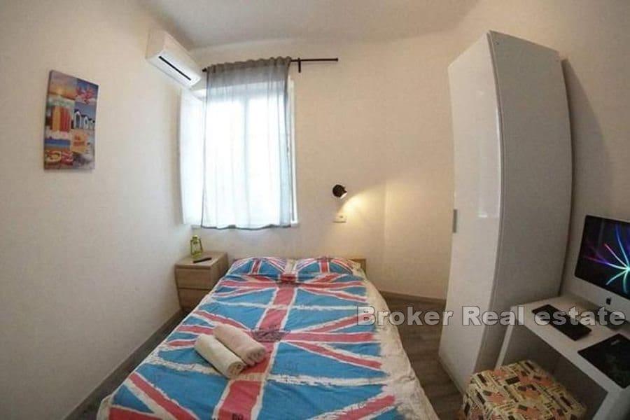 Split - Manuš, leilighet i funksjon av et herberge