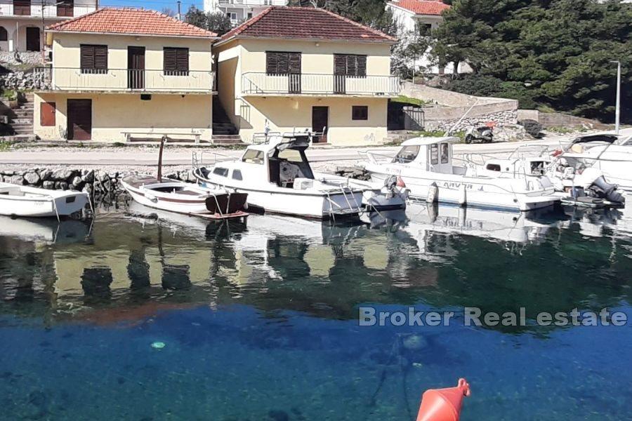 Rogoznica - Maisons en bord de mer, à adapter