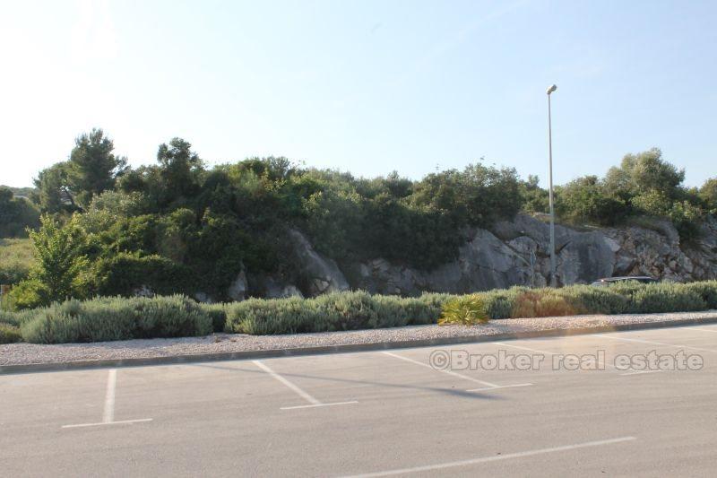 U blizini Trogira - građevinsko zemljište