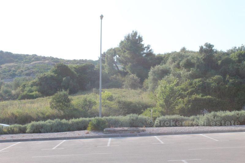 U blizini Trogira - građevinsko zemljište