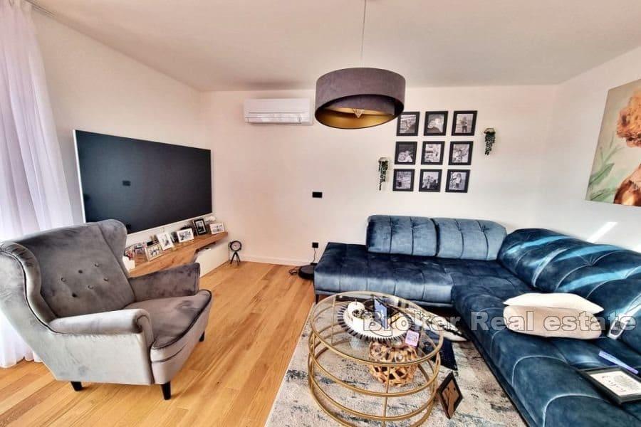 Kaštela - Penthouse in a great location with a sea view