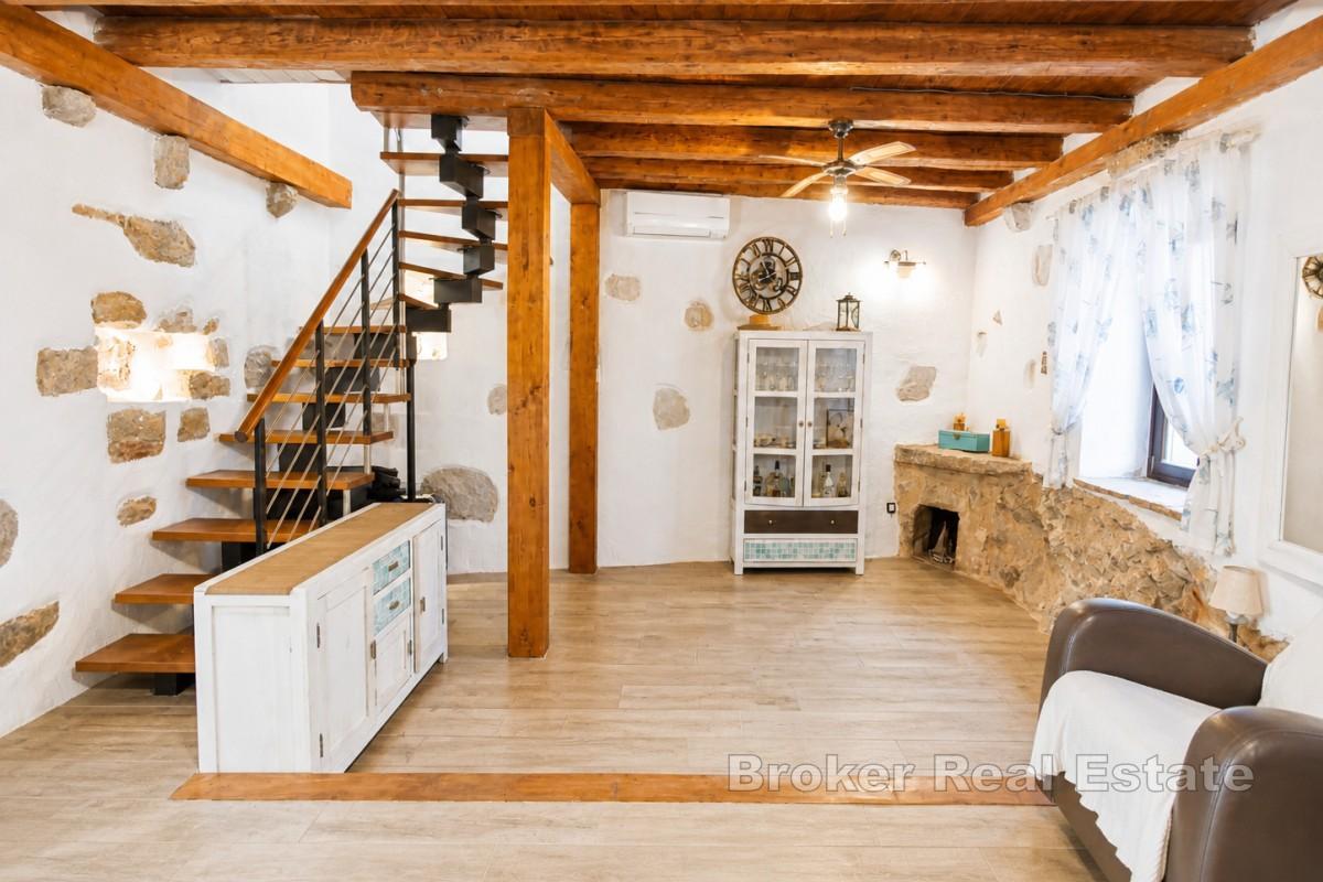 Insel Hvar – Komplett renovierte Villa aus einheimischem Stein
