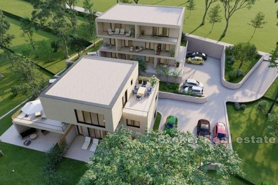 Kaštela - Teren z widokiem i projektem koncepcyjnym na 2 budynki