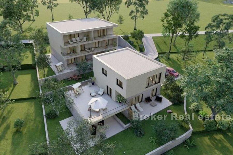 Kaštela - Mark med utsikt och projekt för 2 byggnader