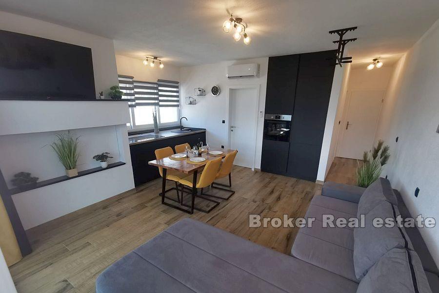 Otok Čiovo - Samostojeća kuća blizu mora