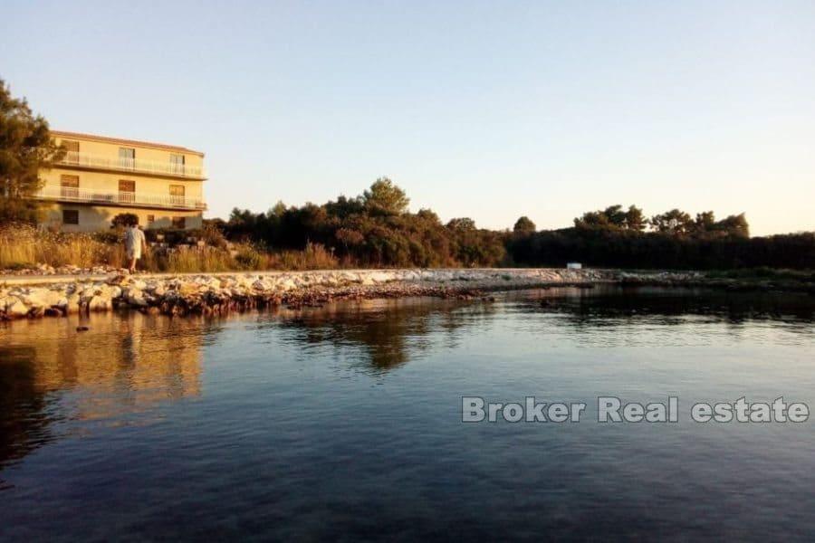 Pelješac - Građevni teren uz more