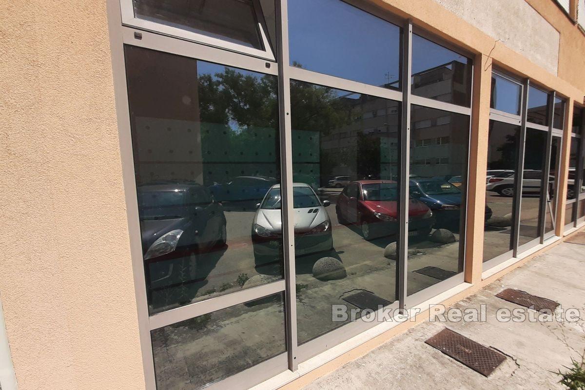 Skalice - Wysokiej jakości lokal biznesowy