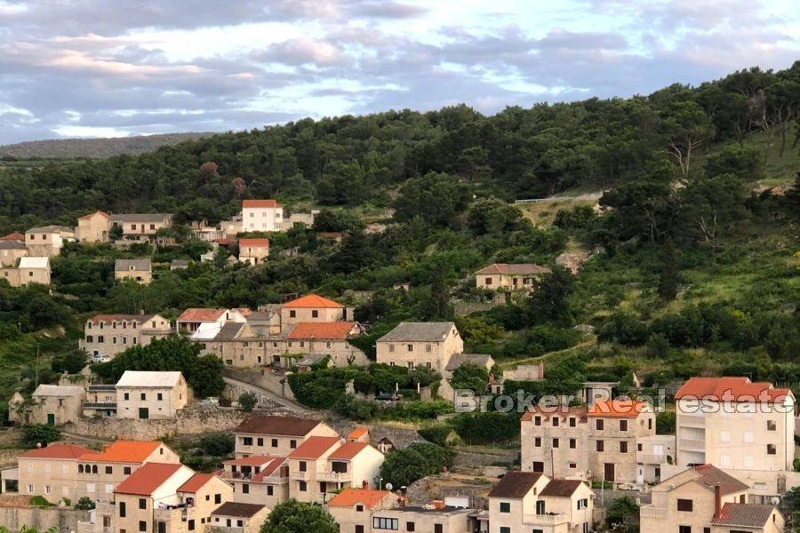 Île de Brač - Maison en pierre à rénover avec vue mer