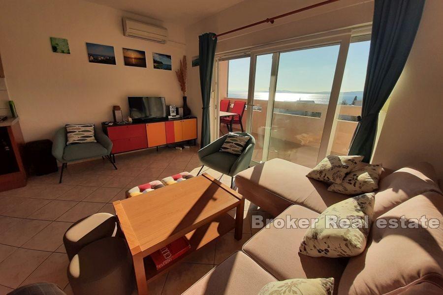 Wyspa Čiovo - Dwupokojowy apartament z pięknym widokiem i lokalizacją