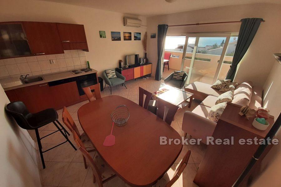 Wyspa Čiovo - Dwupokojowy apartament z pięknym widokiem i lokalizacją