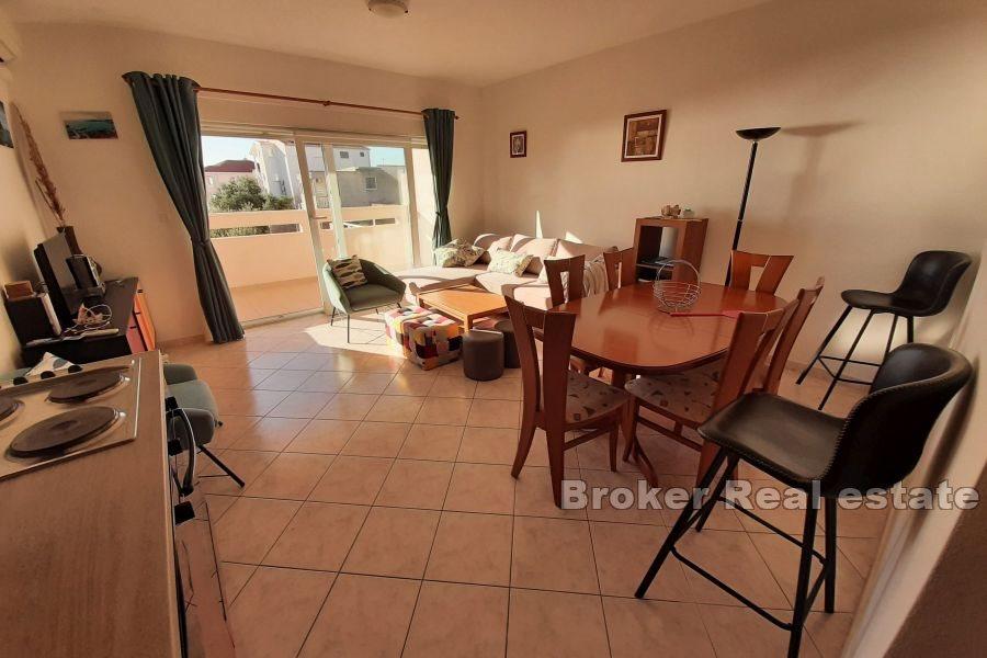 Wyspa Čiovo - Dwupokojowy apartament z pięknym widokiem i lokalizacją