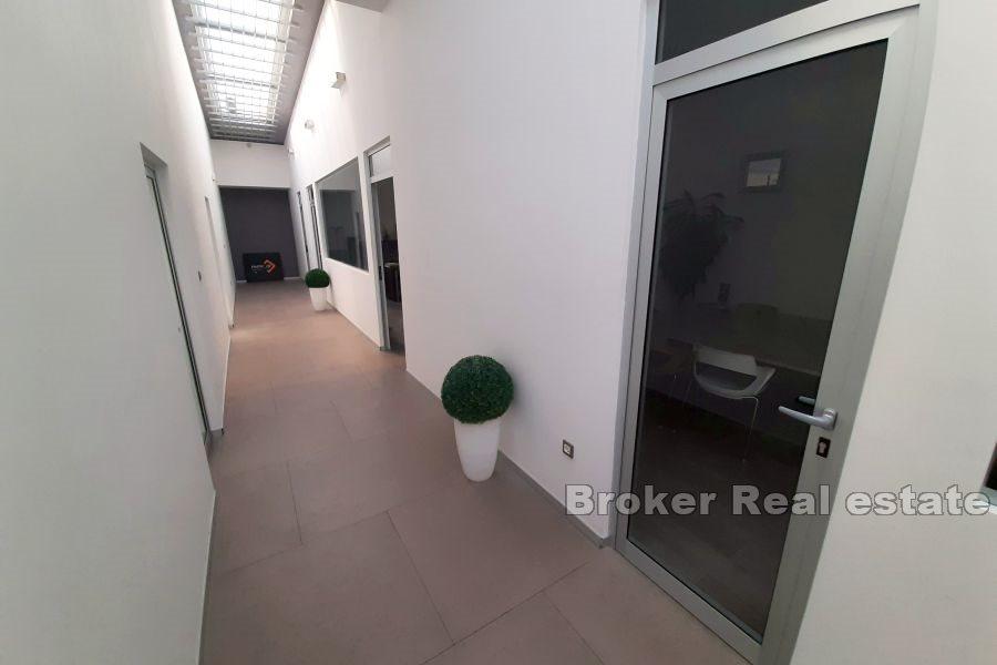 Blisko Splitu - Powierzchnia magazynowa w strefie biznesowej TTTS