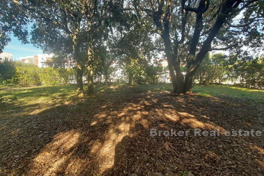 Zadar - Prizemna kuća za renovaciju nedaleko mora