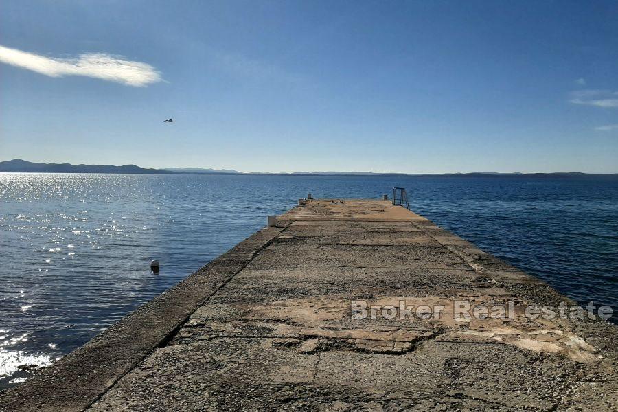 Zadar - Jednopodlažný dom na rekonštrukciu v blízkosti mora