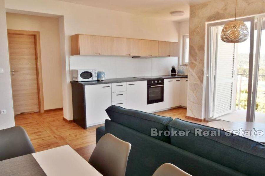 Island of Šolta - Apartment in a newer building with a sea view