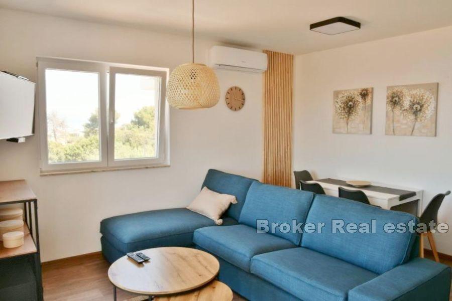 Island of Šolta - Apartment in a newer building with a sea view