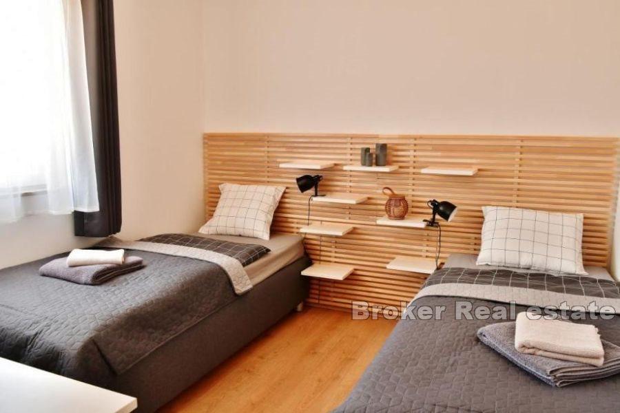 Island of Šolta - Apartment in a newer building with a sea view