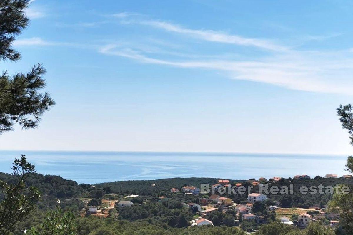 Island of Vis - Building land on the south side of Vis with a view