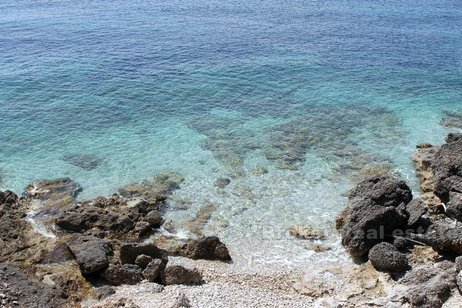 Wyspa Hvar, wolnostojący dom pierwszym rzędzie do morza