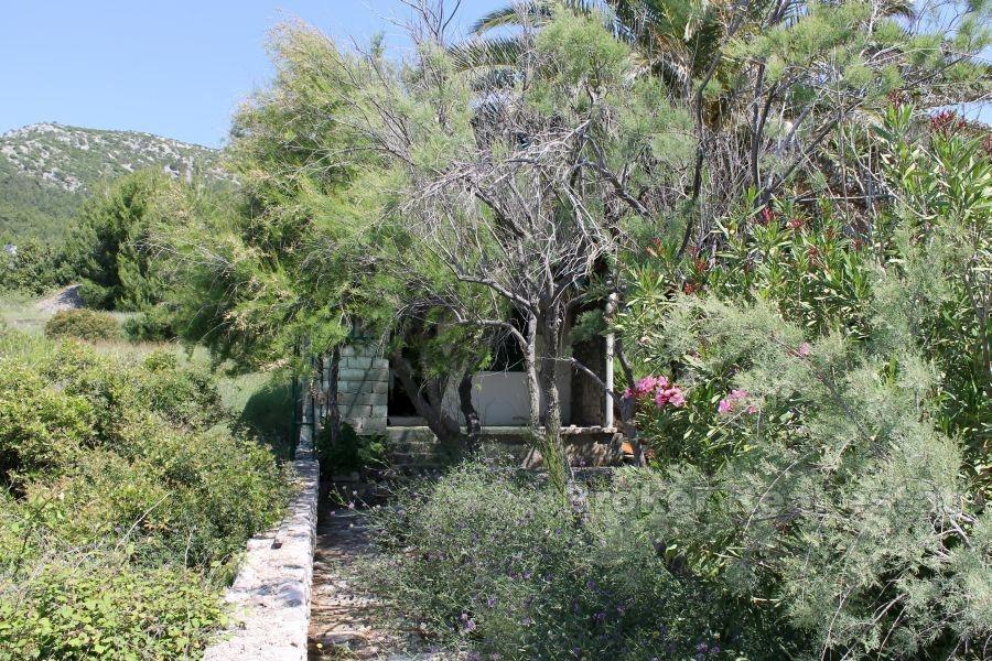 Wyspa Hvar, wolnostojący dom pierwszym rzędzie do morza