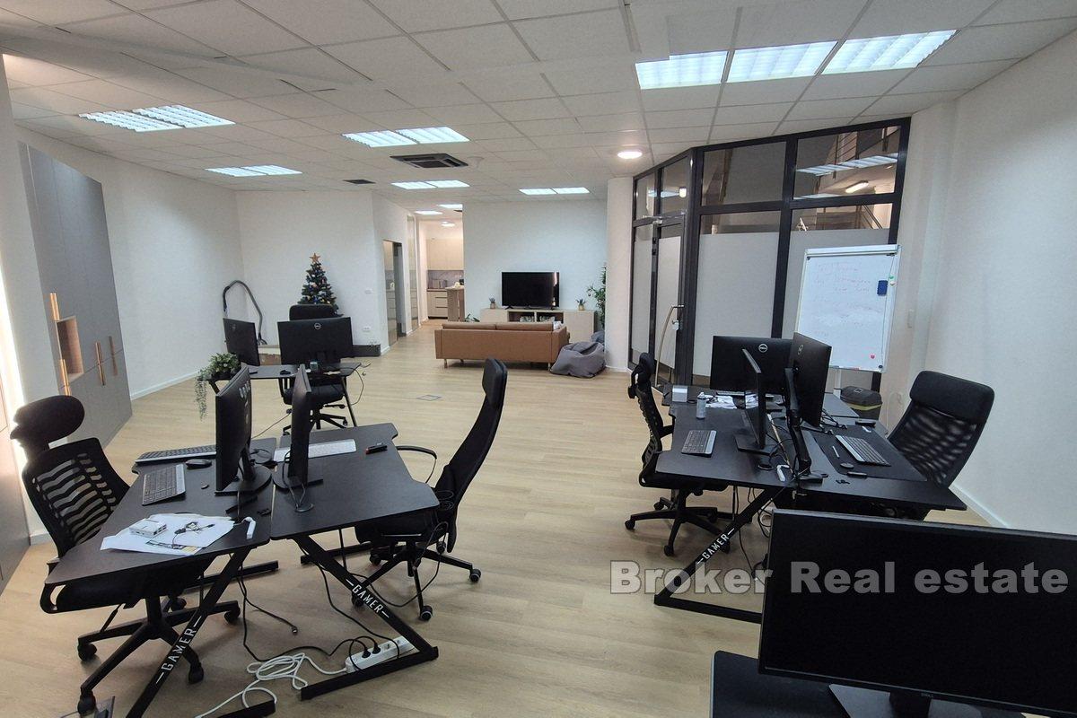 001-2016-600-Split-Manus-office-space-for-rent