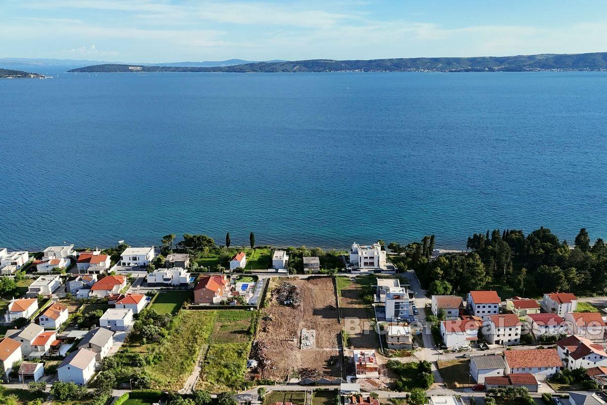 Terreno edificabile vicino al mare