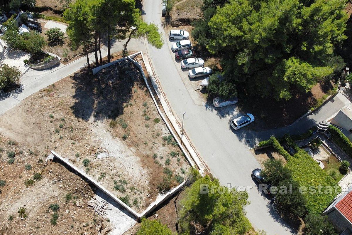 Building plot with sea view