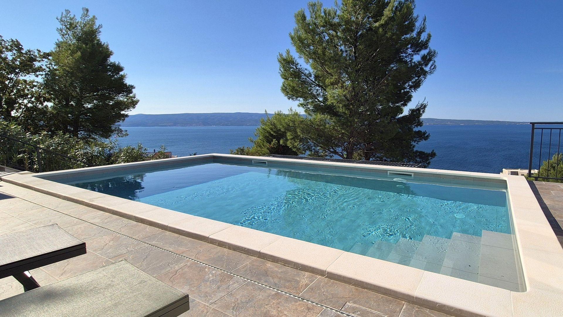 01-2016-625-Omis-Newly-built-willa-with-pool-and-a-sea-view-for-sale