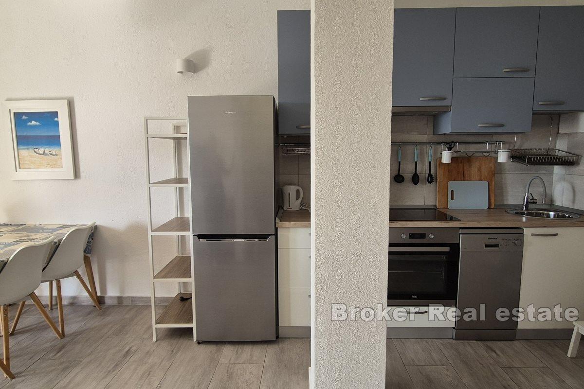 1-roms leilighet i 2. etasje med havutsikt