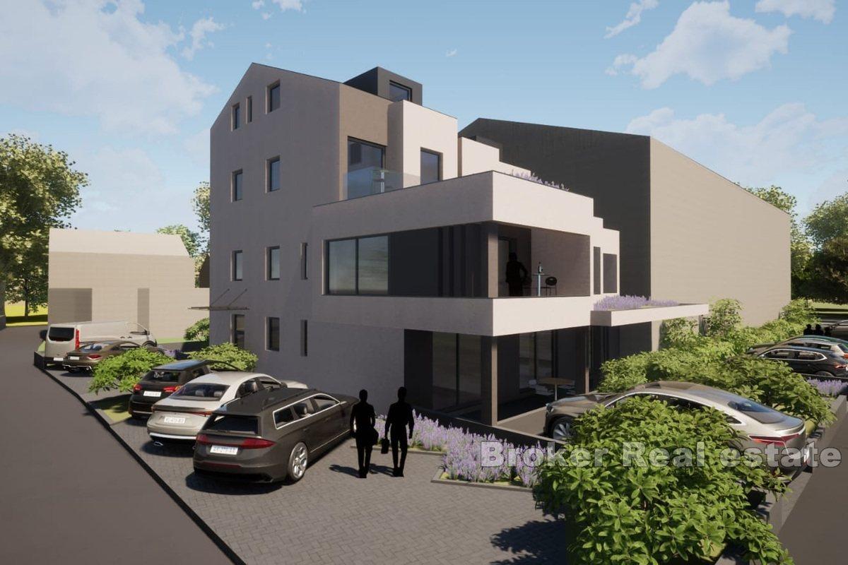 Nově postavené apartmány v první řadě u moře