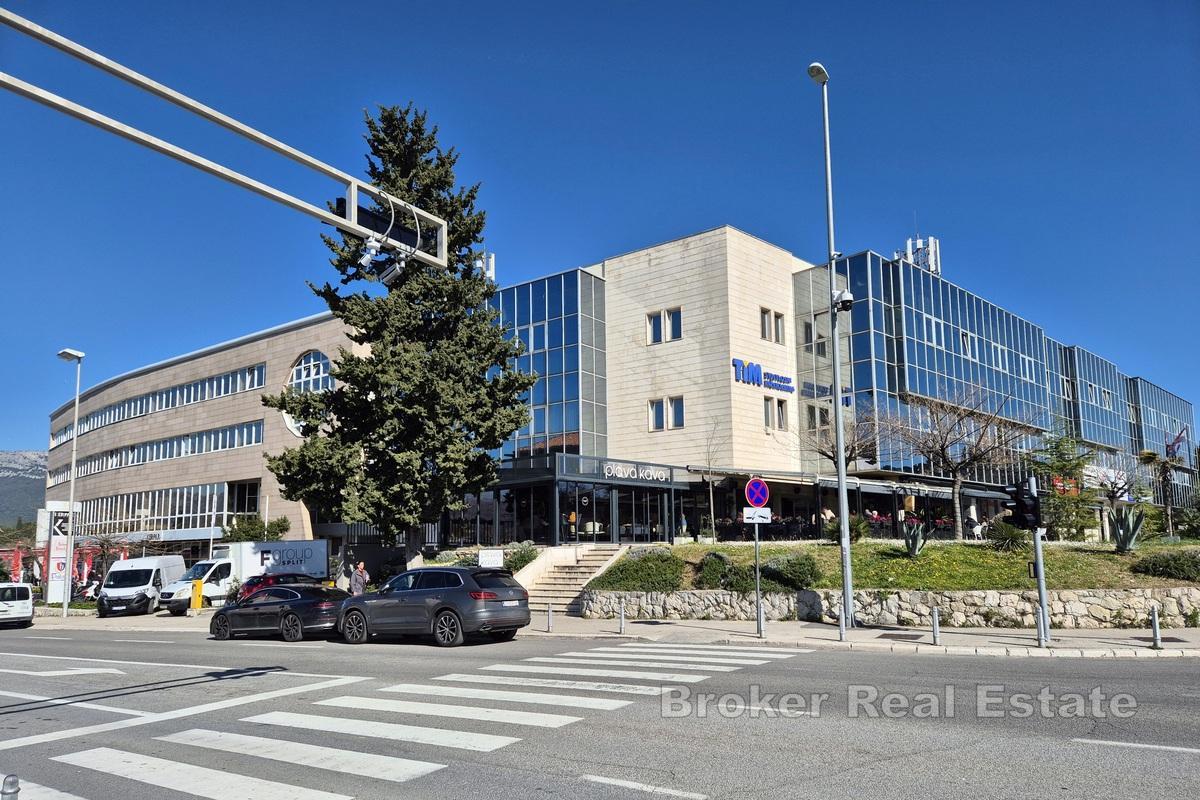 Przestronna przestrzeń biznesowa do prowadzenia różnorodnej działalności