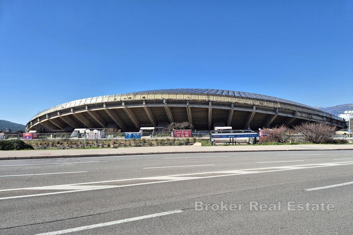 Przestronna przestrzeń biznesowa do prowadzenia różnorodnej działalności