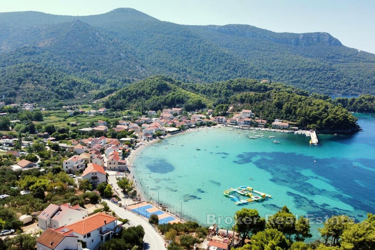 Stavební pozemek v atraktivní lokalitě s výhledem na moře