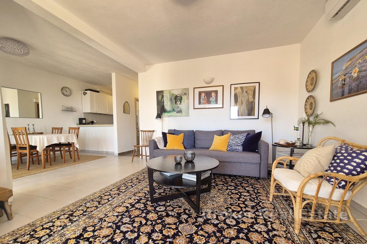 Utmerket plassert leilighet med utsikt