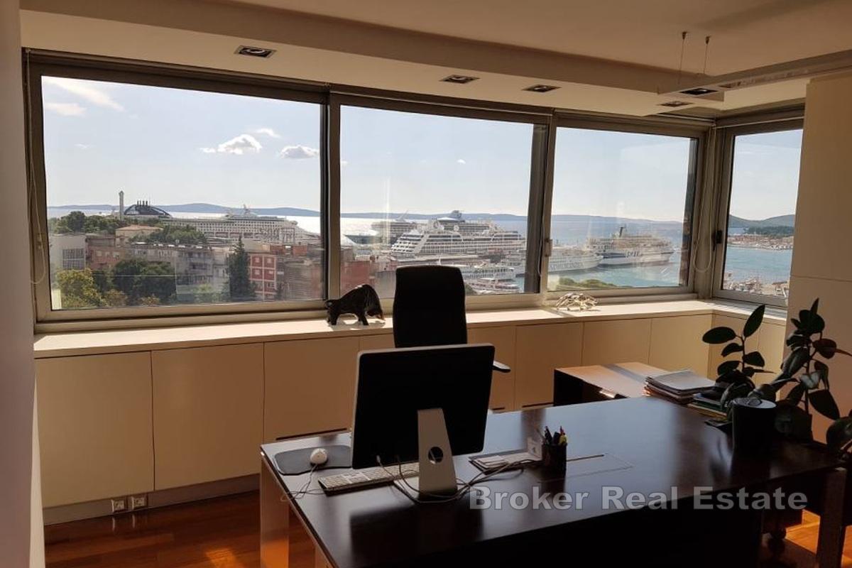 Przestronna powierzchnia biurowa w budynku komercyjnym