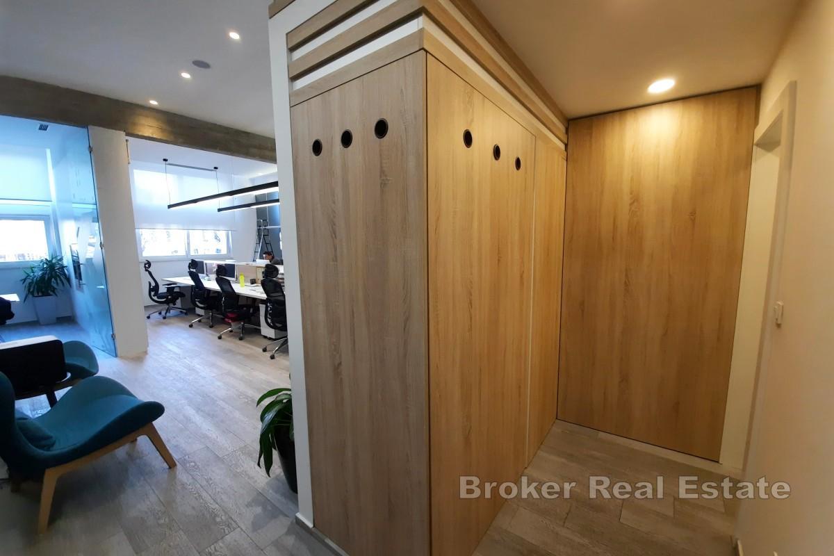 Привлекательно расположенное офисное помещение