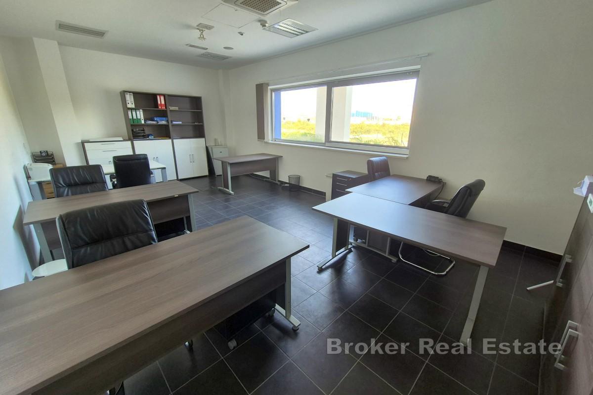 Hala produkcyjno-magazynowa położona w strefie przemysłowej