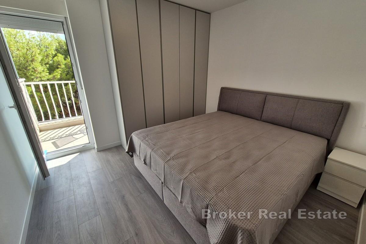 Odnowione mieszkanie dwupokojowe z widokiem na morze