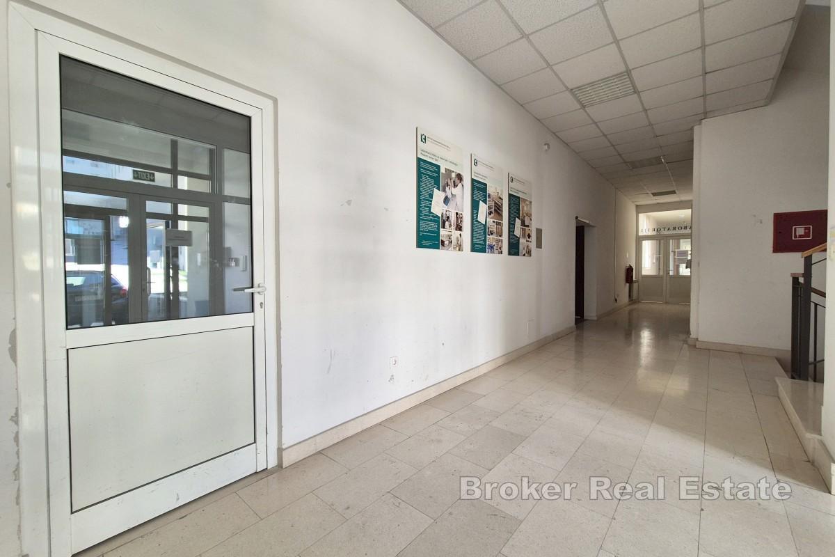 Obchodné priestory v srdci univerzitného kampusu