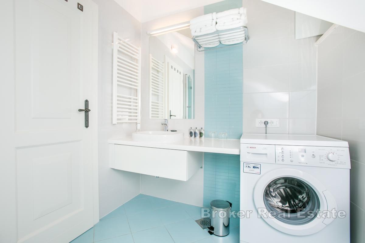 Renoviertes Steinhaus auf zwei Etagen