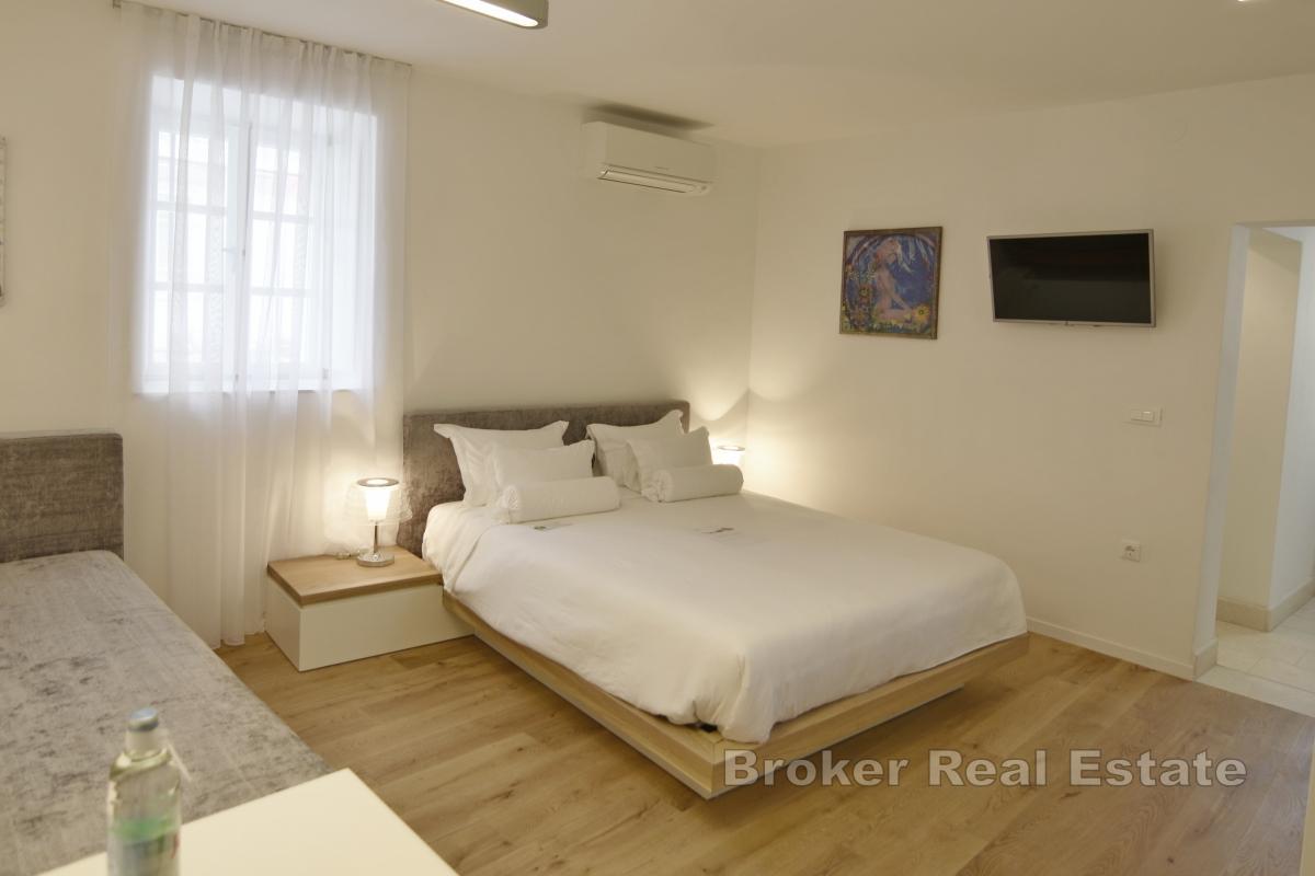 Renoviertes Steinhaus auf zwei Etagen