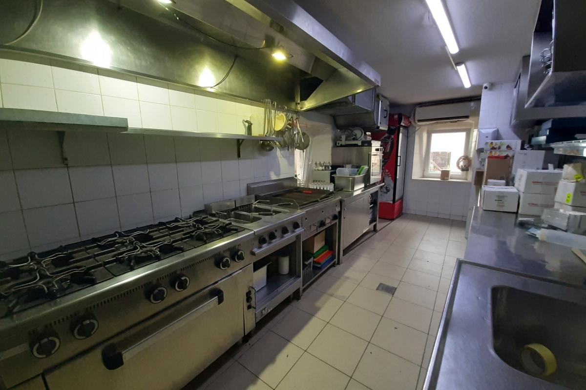 Ristorante in posizione centrale e vivace