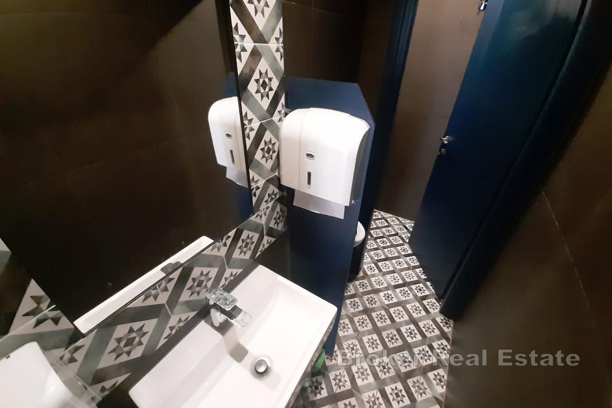 Ristorante in posizione centrale e vivace