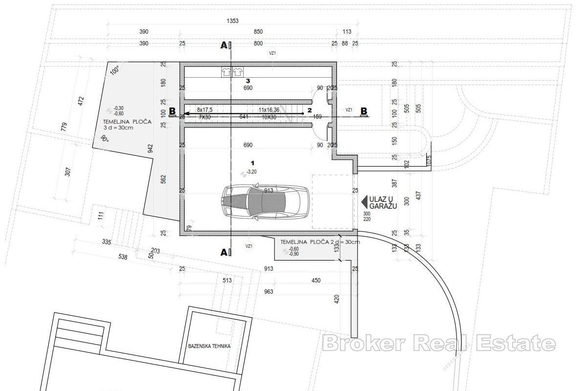 Pozemok s projektom na výstavbu vily s výhľadom na more