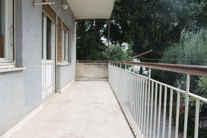 Split, three bedroom apartment