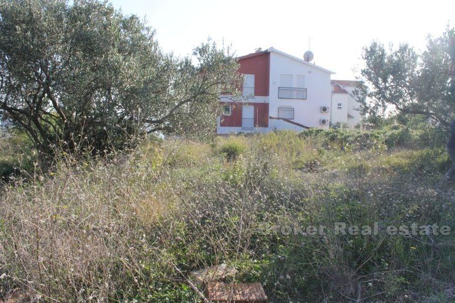 île de Ciovo, terrain à bâtir