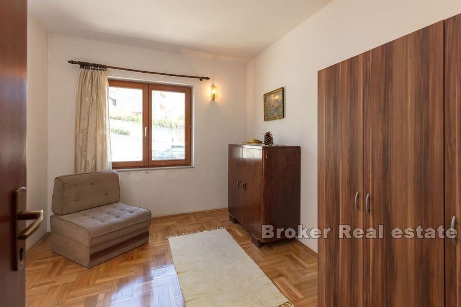 Split - Split 3, Pen og romslig treroms leilighet