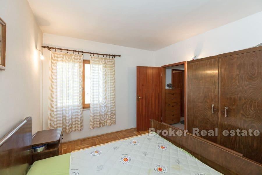 Split - Split 3, Ładne i przestronne trzypokojowe mieszkanie