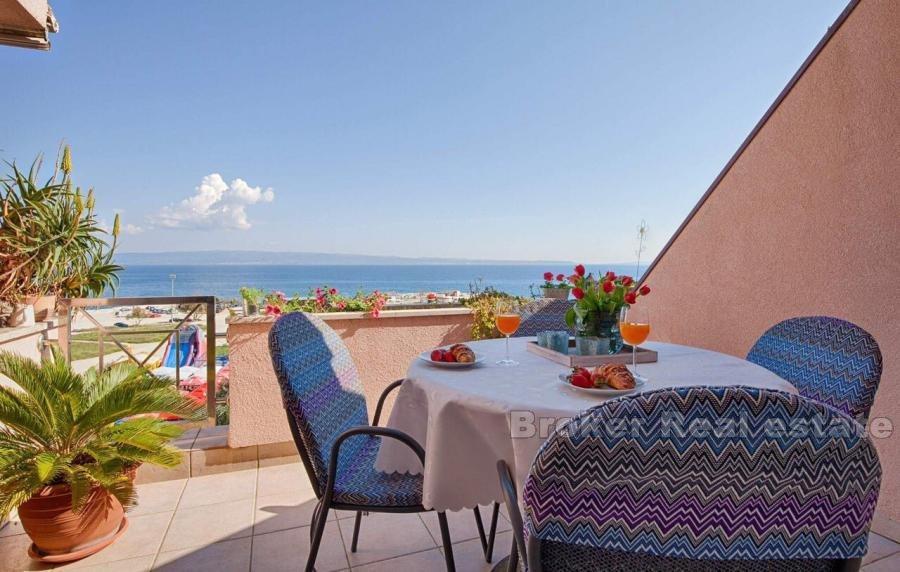 Modern three-bedroom apartment with a beautiful view of the sea