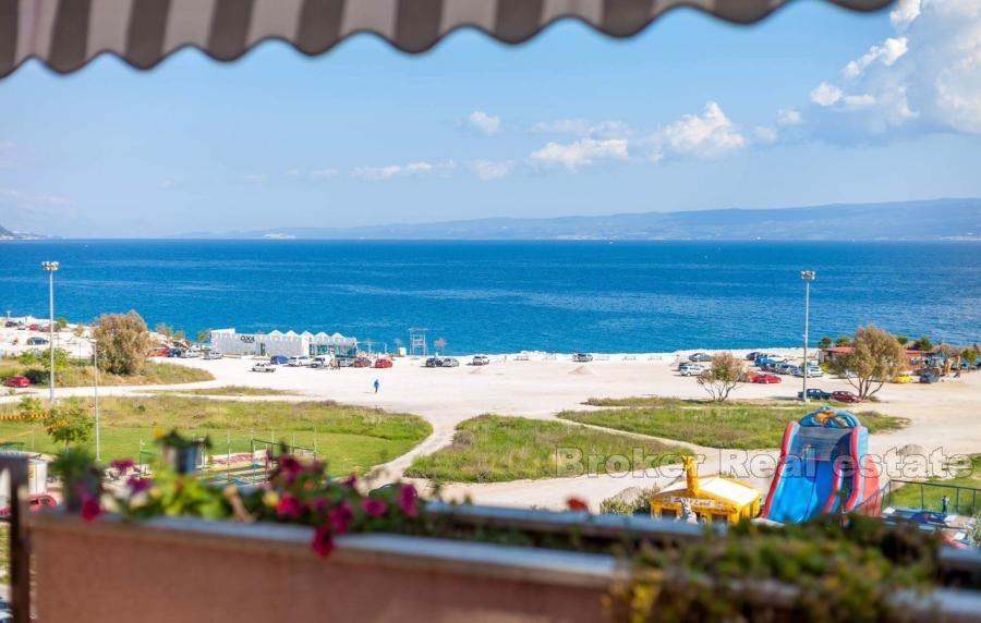 Modern three-bedroom apartment with a beautiful view of the sea